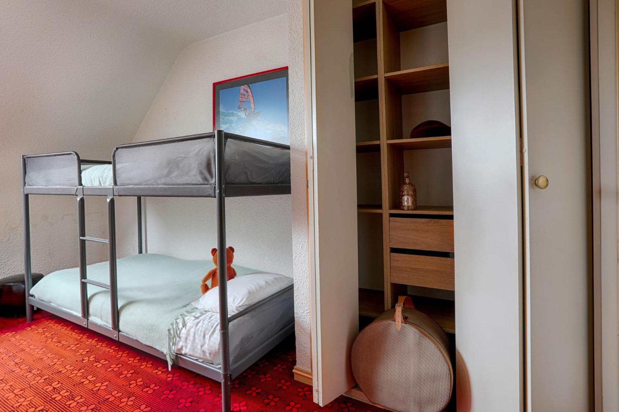 Hotel Le Branhoc - Brit Hotel Auray Bagian luar foto